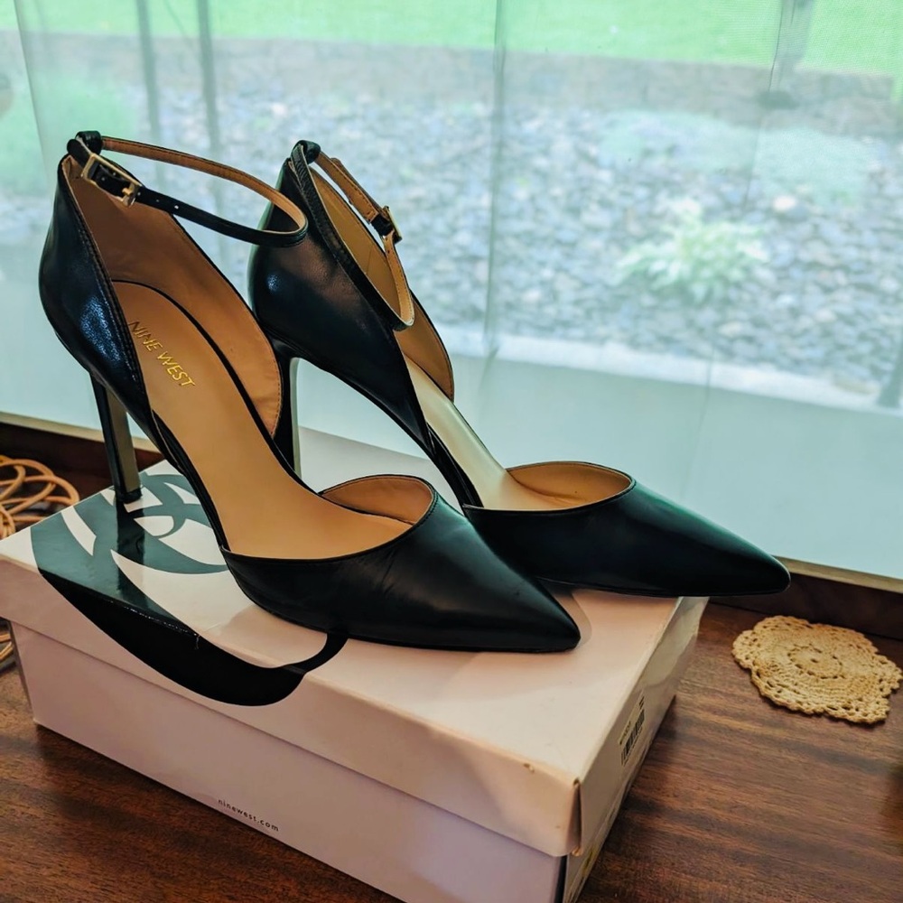 Nine West Elegant Thin High Heels Sandals